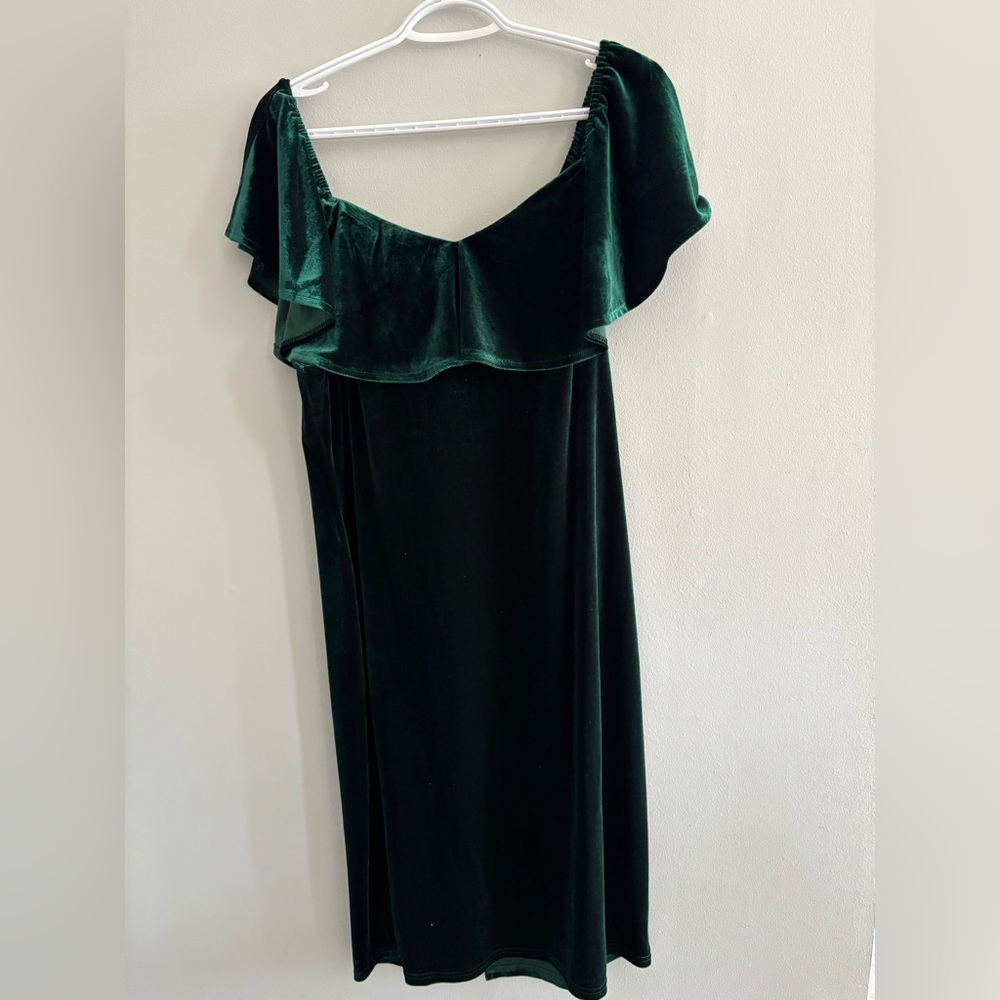 Lamilus Dark Green Velvet Cocktail Dress Midi Length Stretch Fitted Off Shoulder